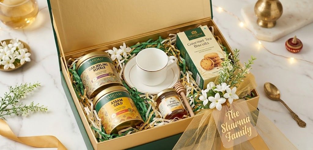 Tea Time Treasures Gift Set - Serenity and Flavor in Every Sip