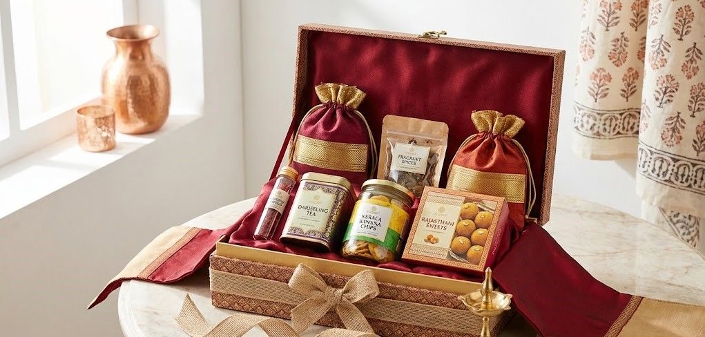 Festive Gourmet Delights Gift Set
