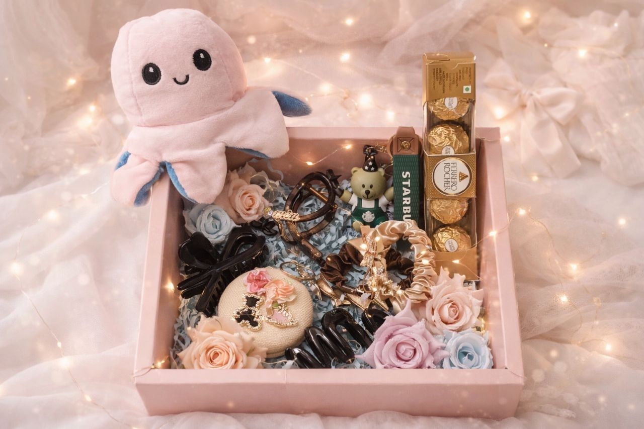 Premium Gift Box for All - Curated Gifts for Celebrations