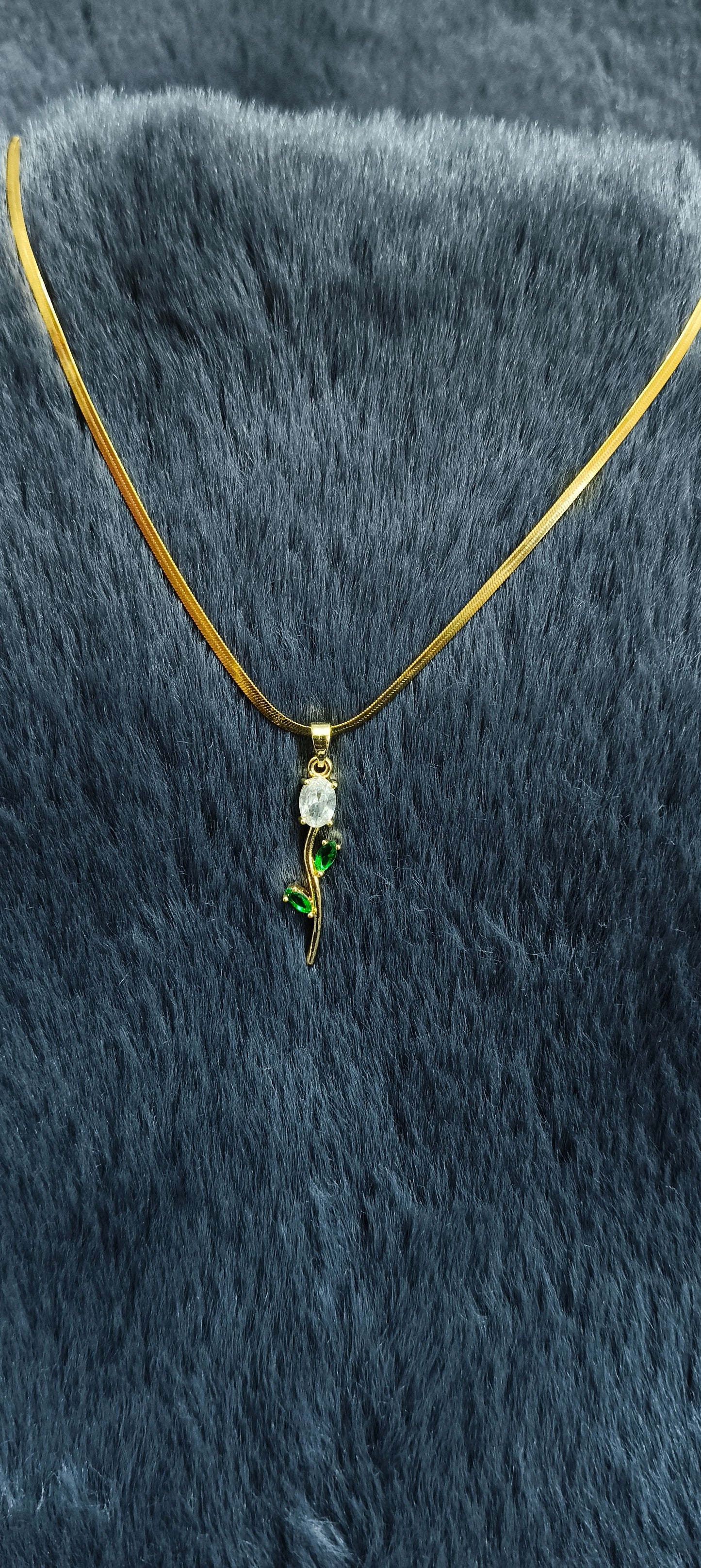 Elegant Rose Pendant Necklace - White