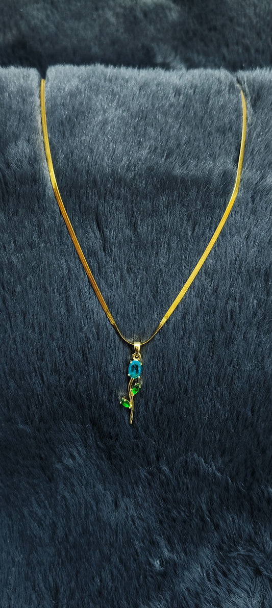Charming Rose Pendant Necklace - Blue